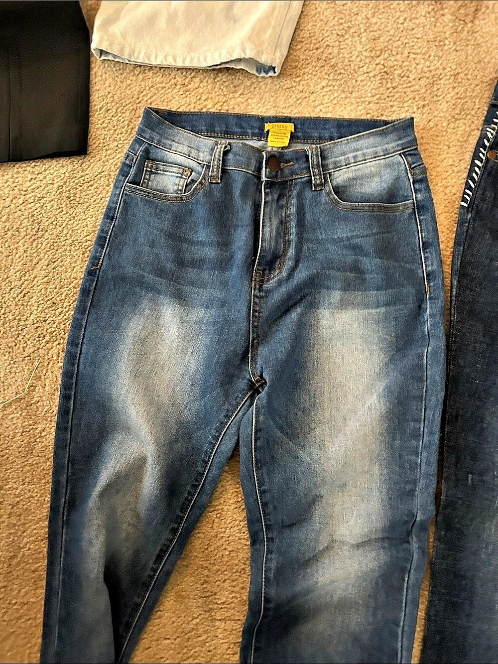 Old Navy High-Rise Pixie Jeans in Blue Waist 16 NWT